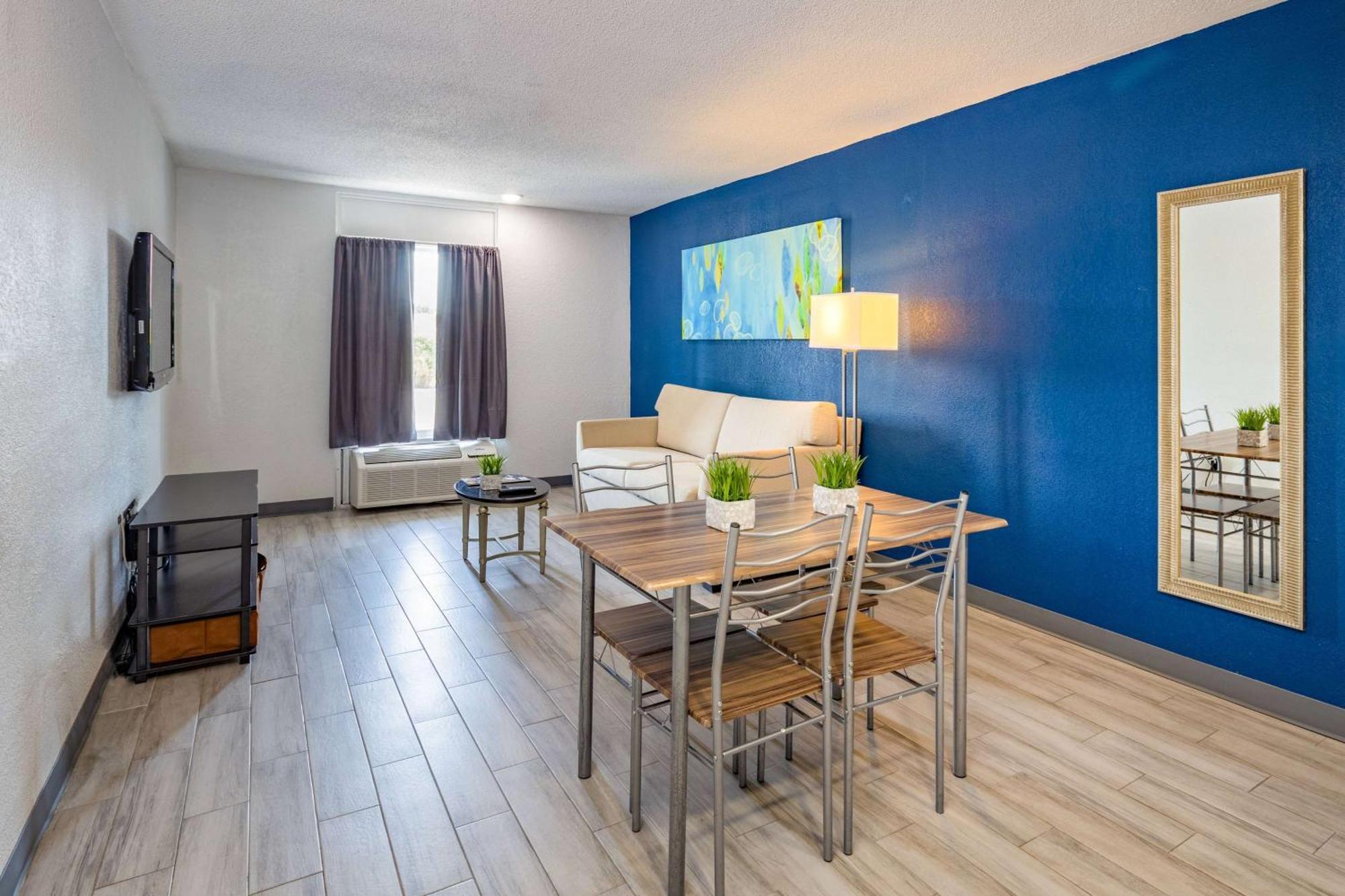 Developer Inn Orlando North, A Baymont By Wyndham アルタモンテ・スプリングス エクステリア 写真